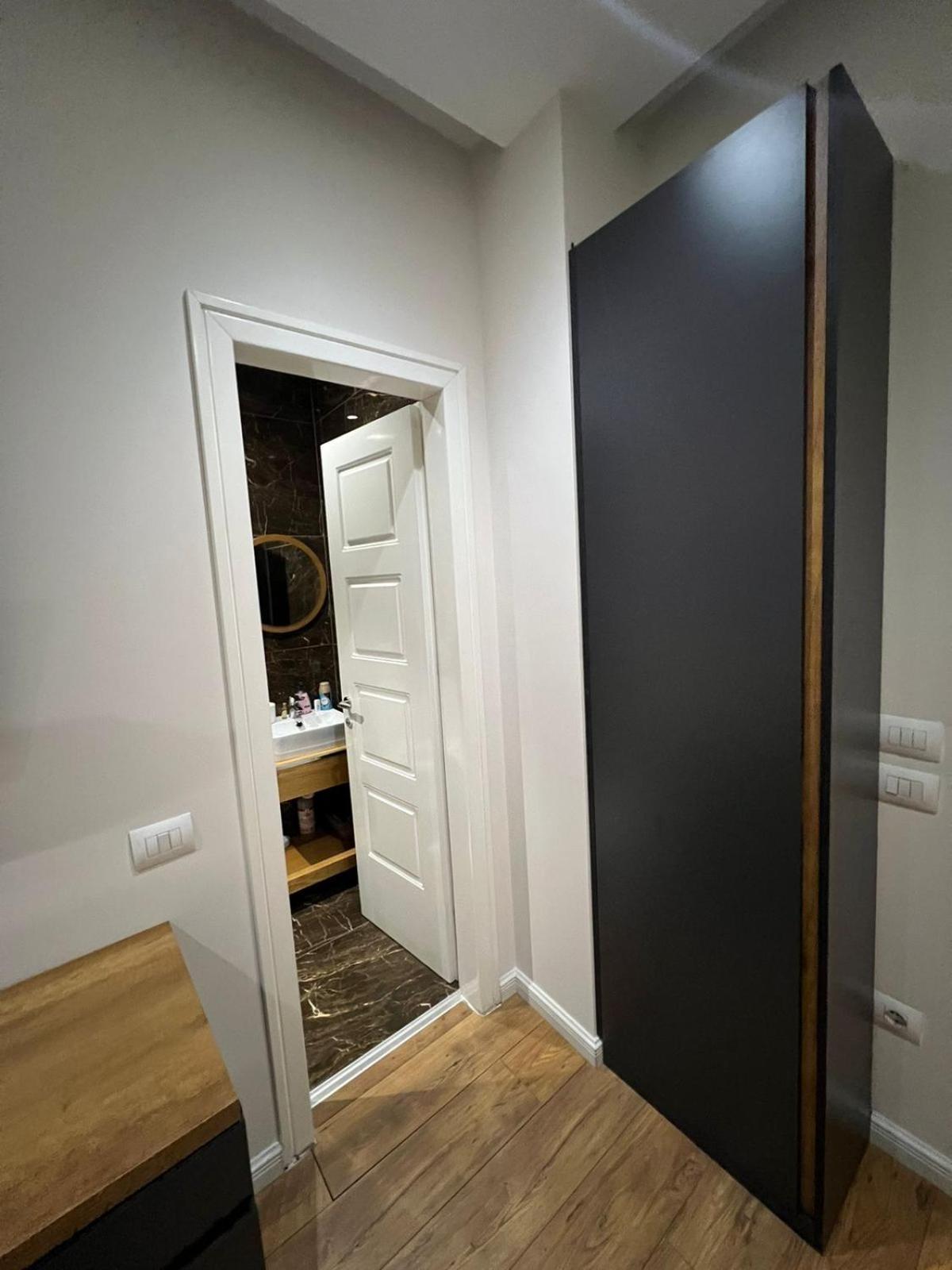 Urban Room 5 Tiran Dış mekan fotoğraf