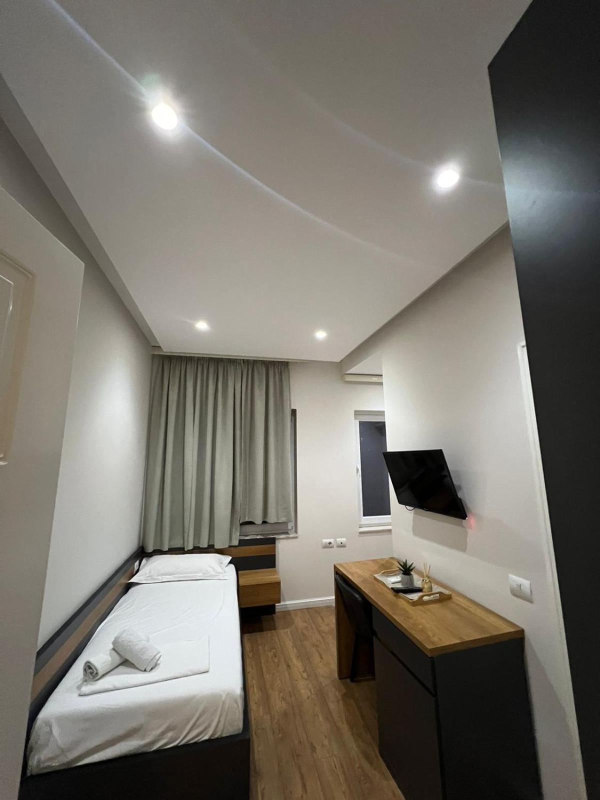 Urban Room 5 Tiran Dış mekan fotoğraf