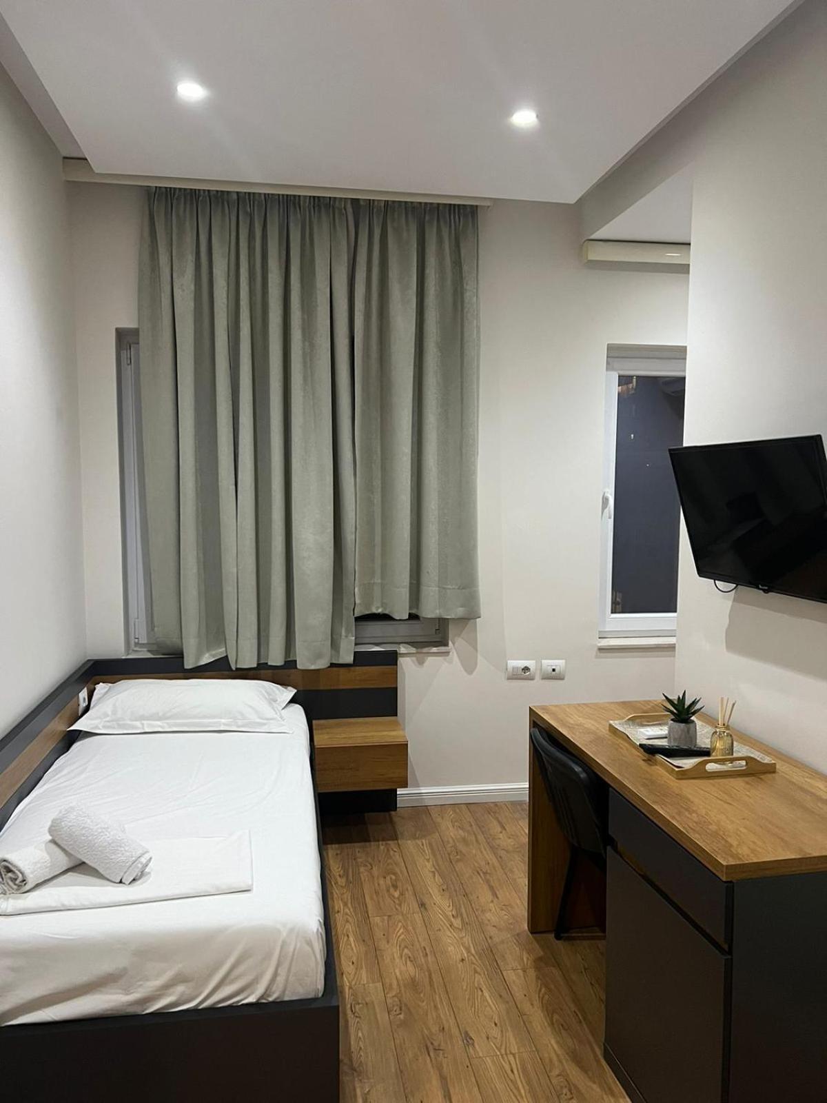 Urban Room 5 Tiran Dış mekan fotoğraf