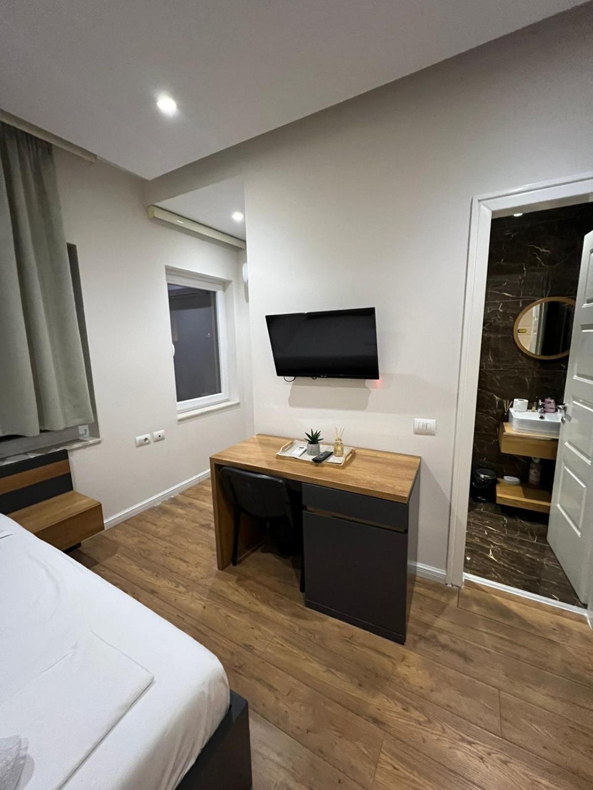 Urban Room 5 Tiran Dış mekan fotoğraf